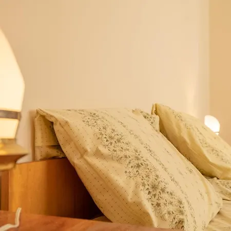 Lucie Top Center - 5 People Appartement *